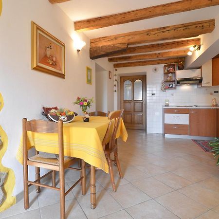 Bella Vista Apartments Motovun Ruang foto