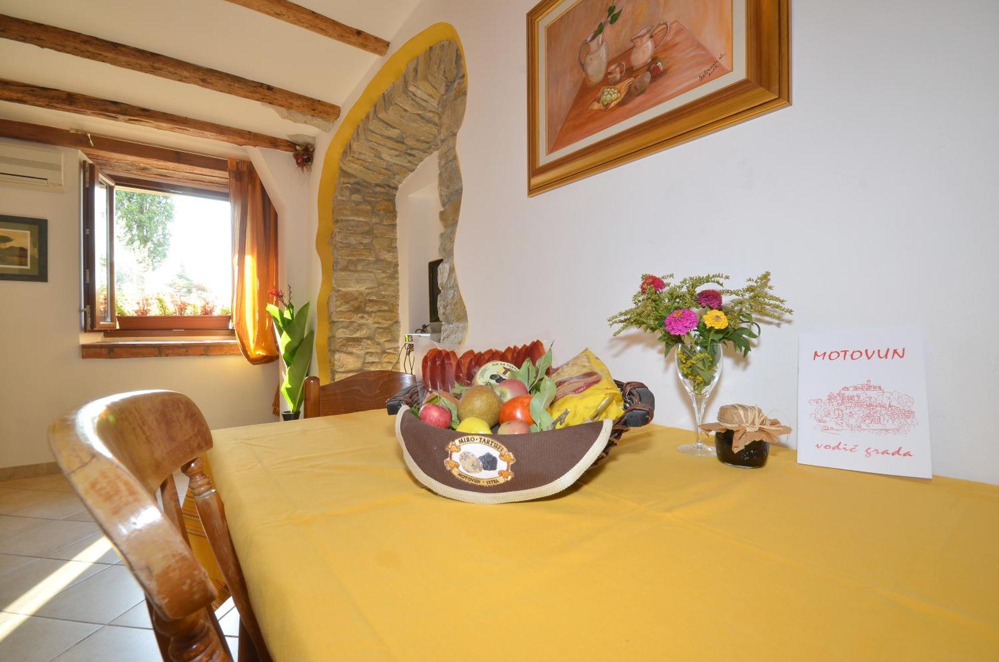 Bella Vista Apartments Motovun Ruang foto